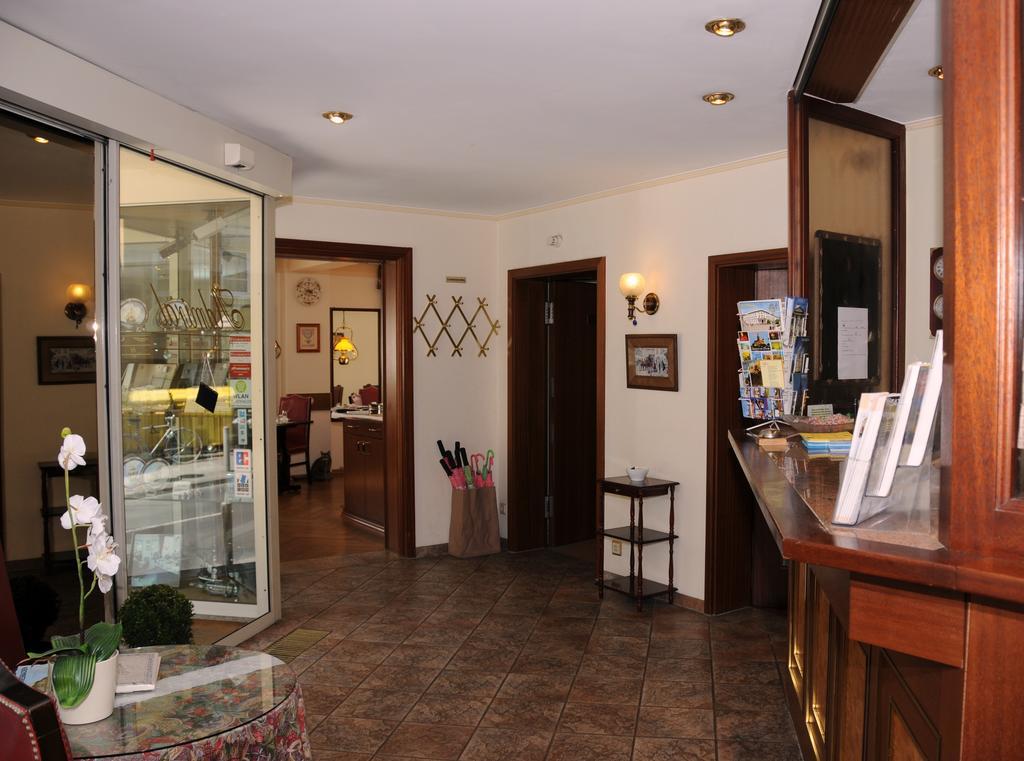Hotel Admiral Wiesbaden Ngoại thất bức ảnh