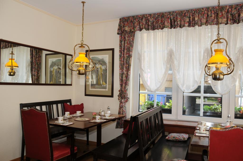 Hotel Admiral Wiesbaden Ngoại thất bức ảnh