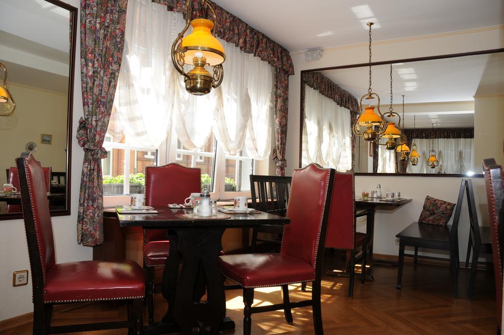 Hotel Admiral Wiesbaden Ngoại thất bức ảnh