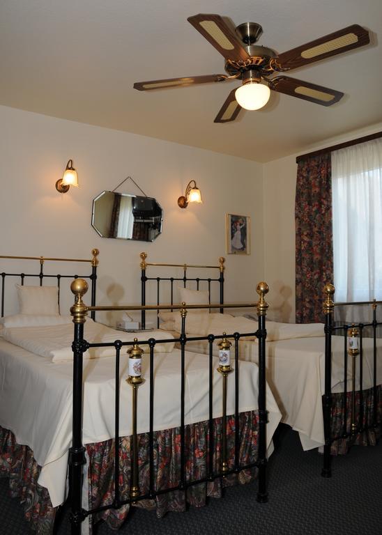 Hotel Admiral Wiesbaden Phòng bức ảnh