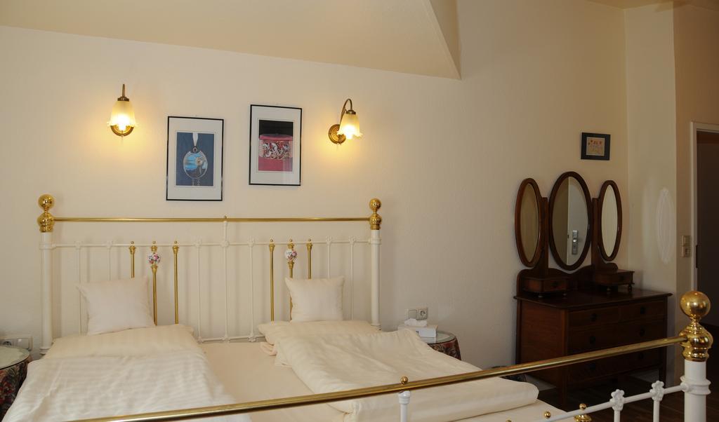 Hotel Admiral Wiesbaden Phòng bức ảnh