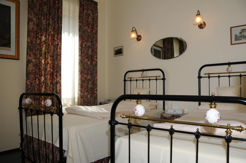 Hotel Admiral Wiesbaden Phòng bức ảnh