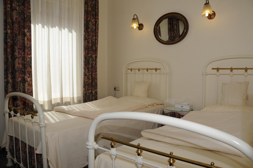 Hotel Admiral Wiesbaden Phòng bức ảnh