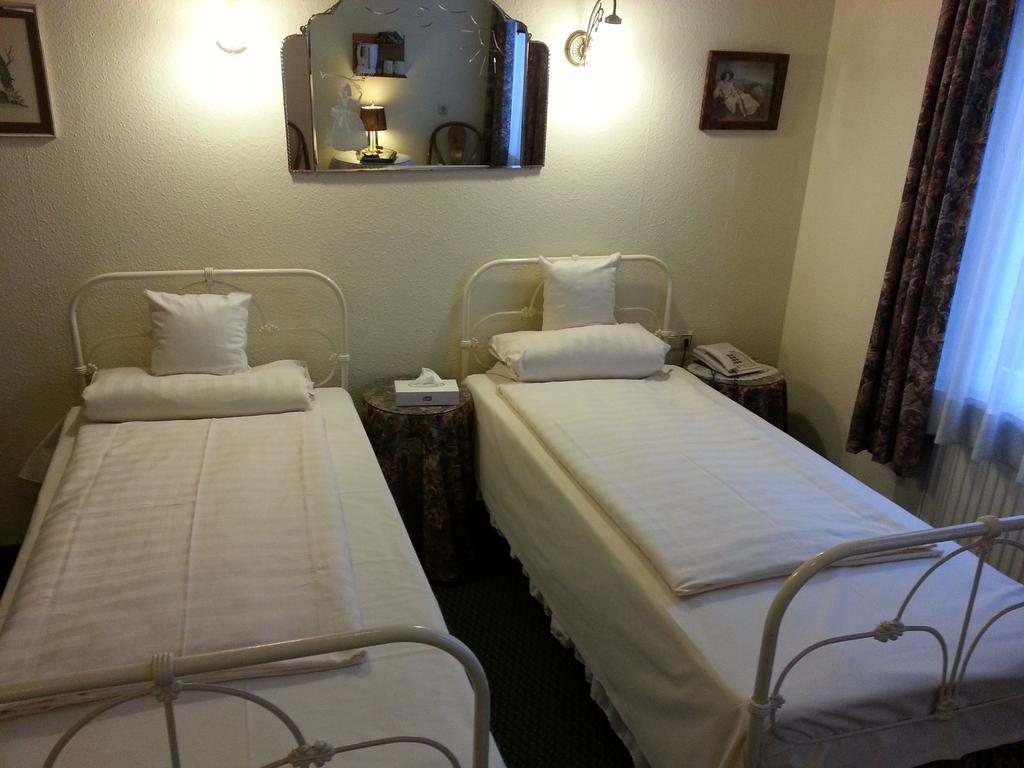 Hotel Admiral Wiesbaden Ngoại thất bức ảnh