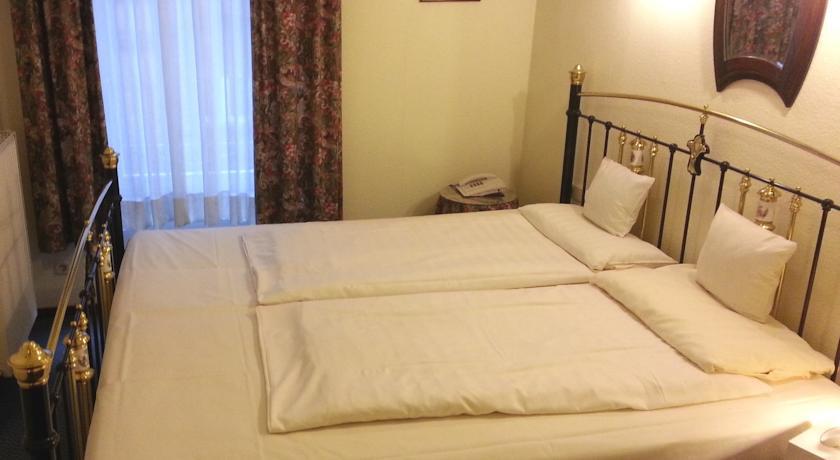Hotel Admiral Wiesbaden Ngoại thất bức ảnh